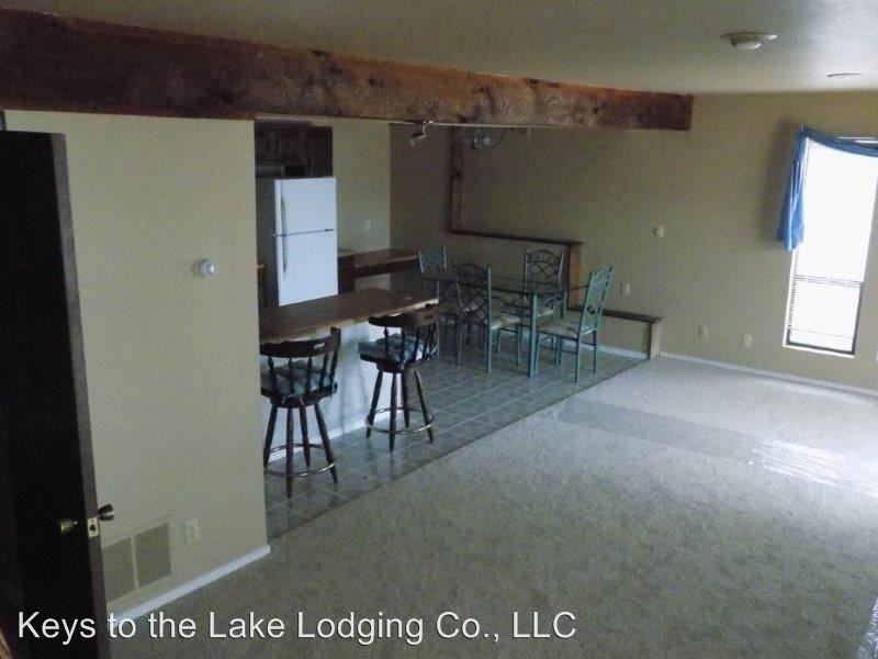 49 Susan Ct - Photo 3 of 25