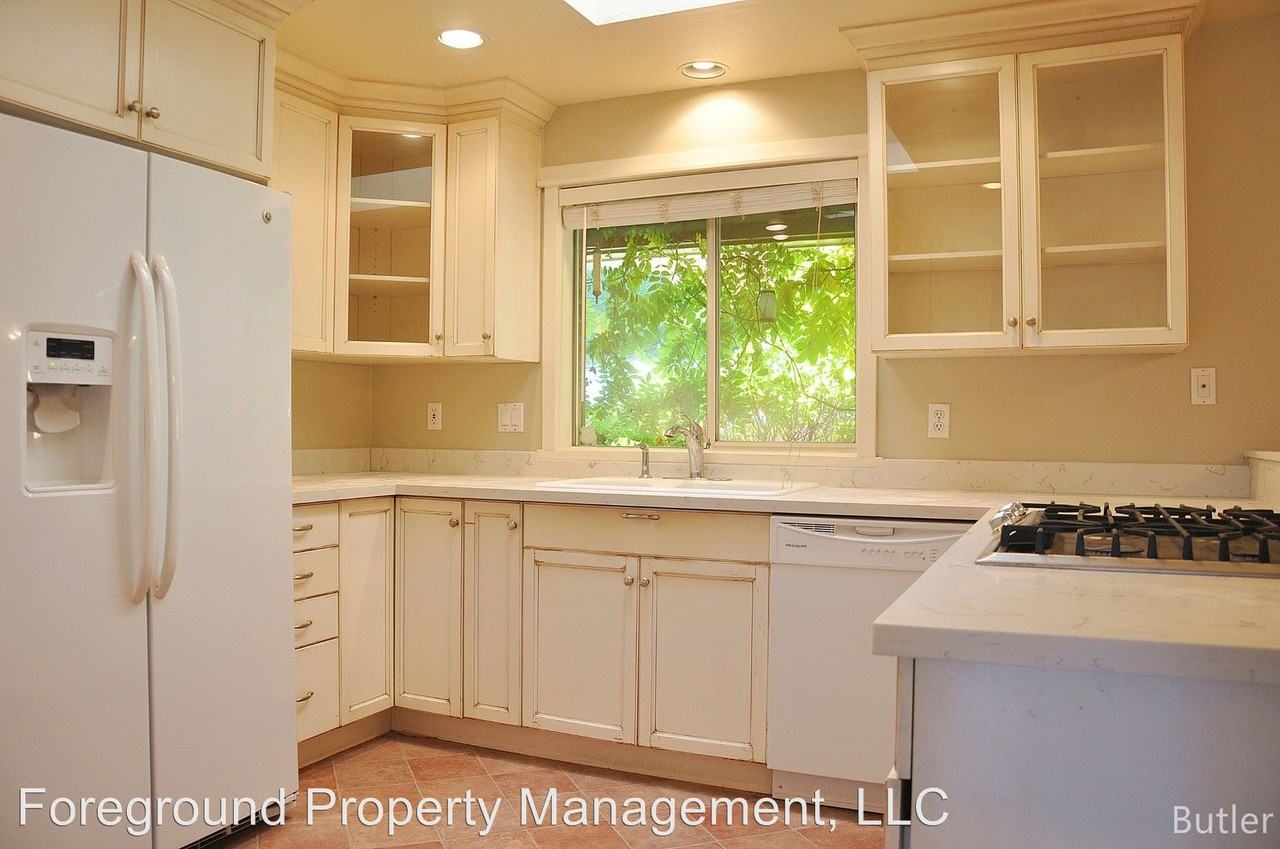 2040 128th Ave SE - Photo 3 of 28