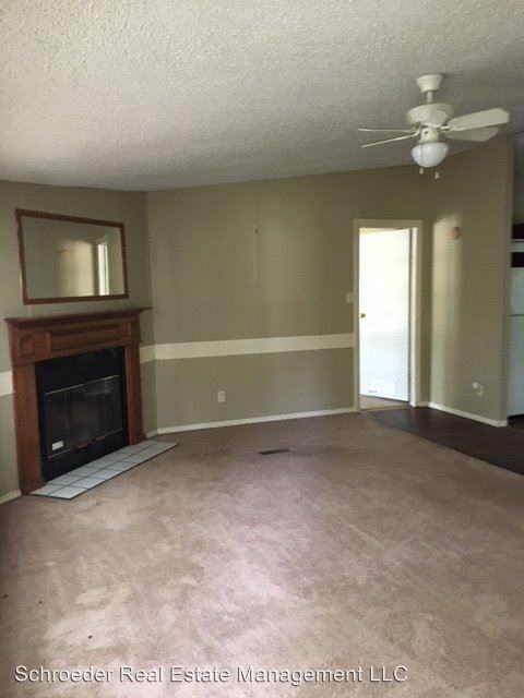 17588 Jones Ln - Photo 3 of 10