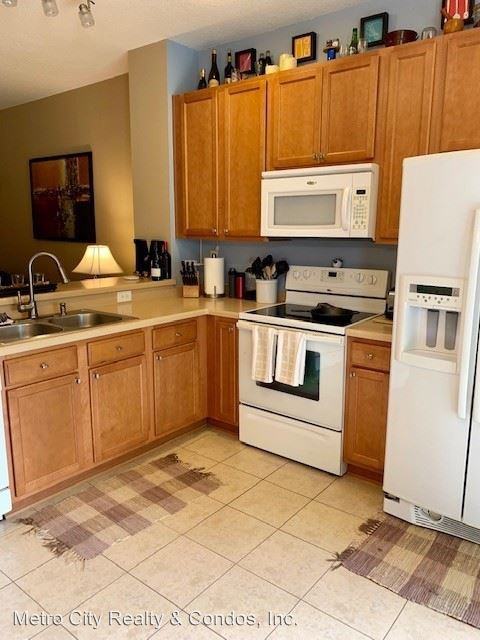 3087 Seaview Castle Dr - Photo 2 of 19