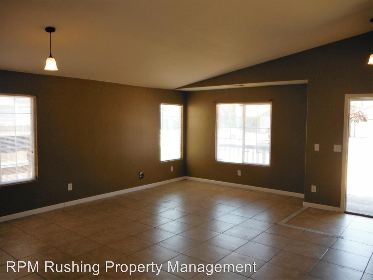 9609 Driftwood Ave - Photo 2 of 5