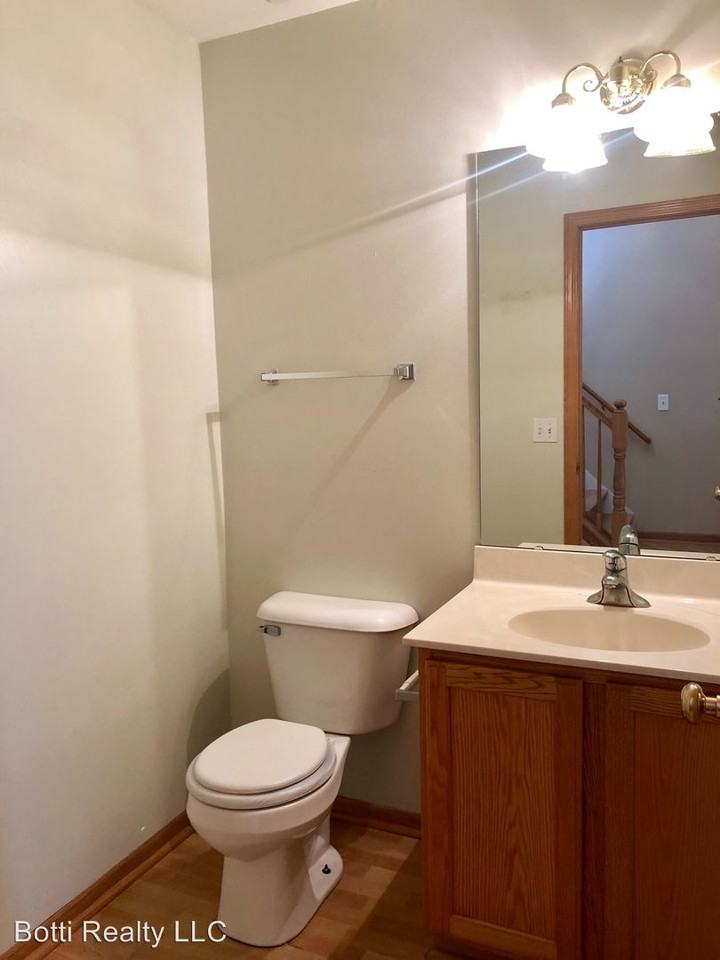 4901 Prairie Rose Dr #41 - Photo 3 of 16