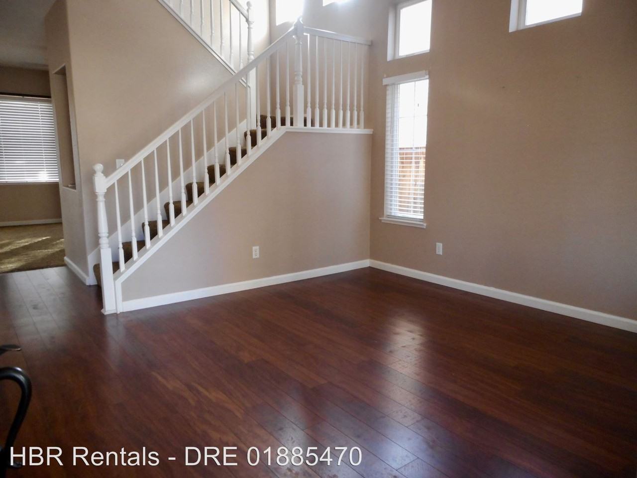 86 Lavender Ct - Photo 3 of 21