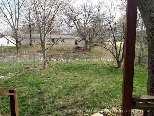 1300 N Mart-way Dr - Photo 3 of 3