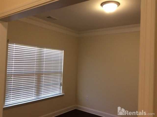 77 Dynasty Lane - Photo 3 of 20