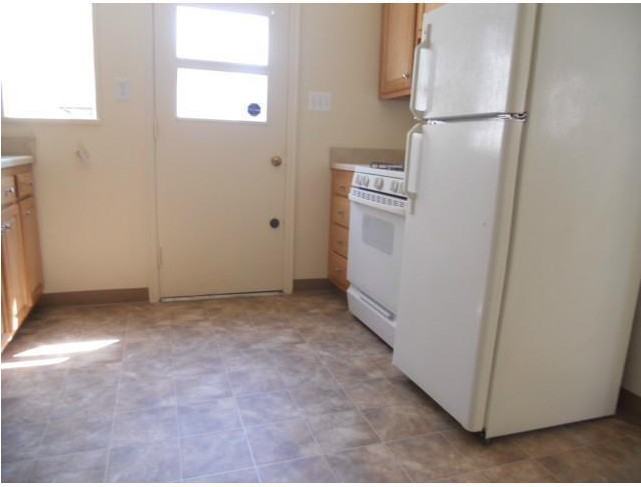 108 Eastern Ave - Photo 3 of 12