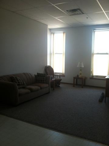 Call Terminal Apartments - Photo 2 of 15