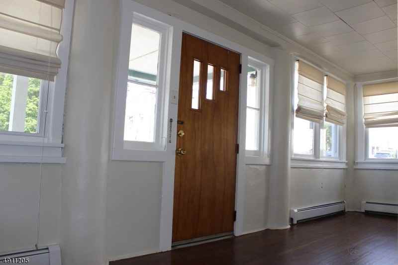 110 Monroe St - Photo 2 of 13