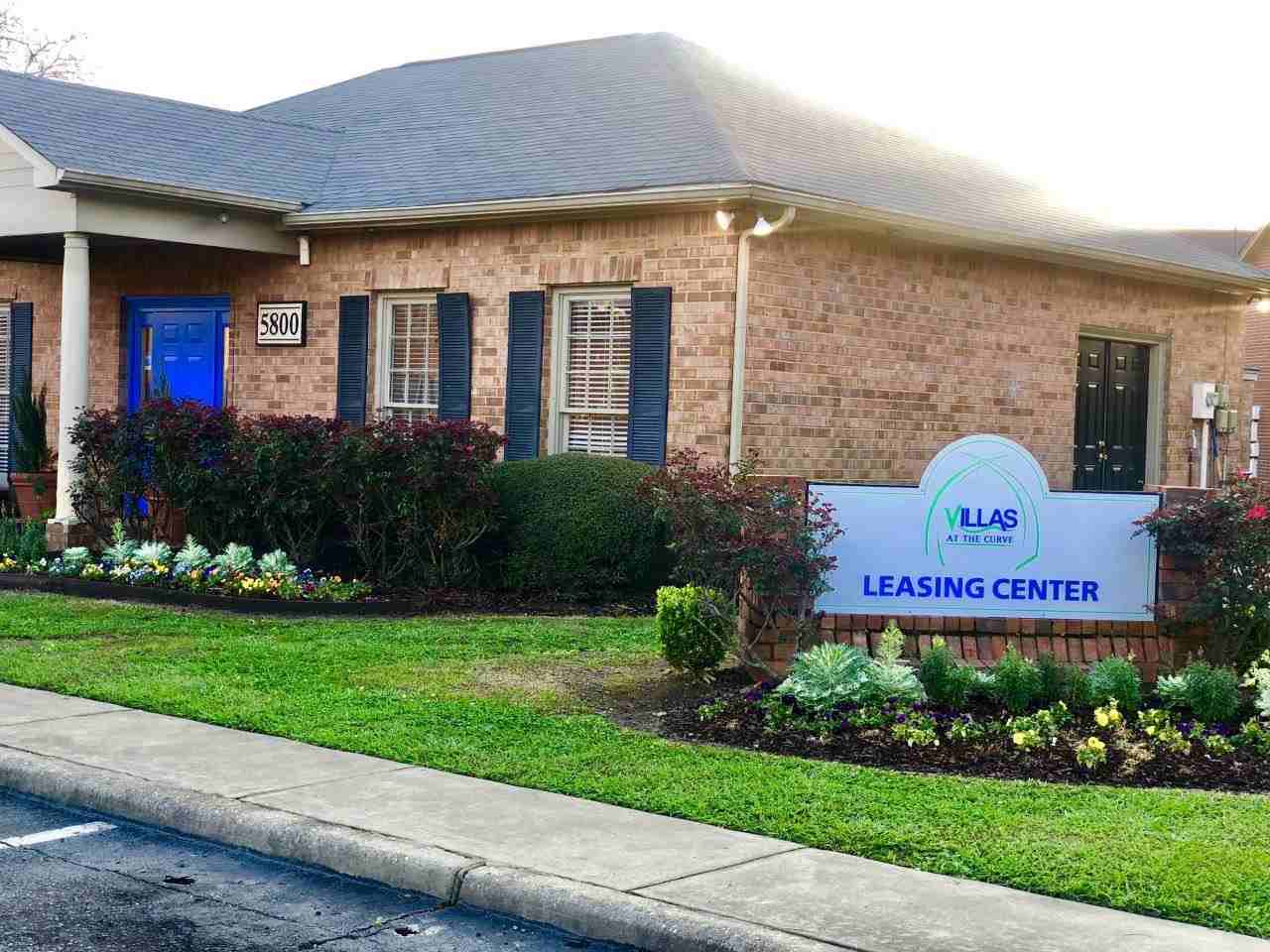 Villas at the Curve - Photo 3 of 12