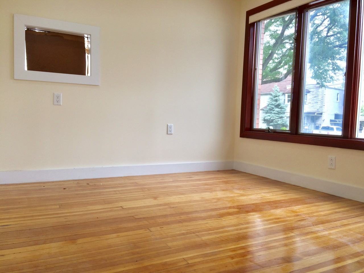 4304 Avenue M - Photo 3 of 9