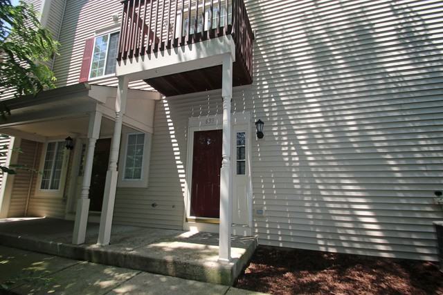 633 Windsor Dr #5D - Photo 2 of 15