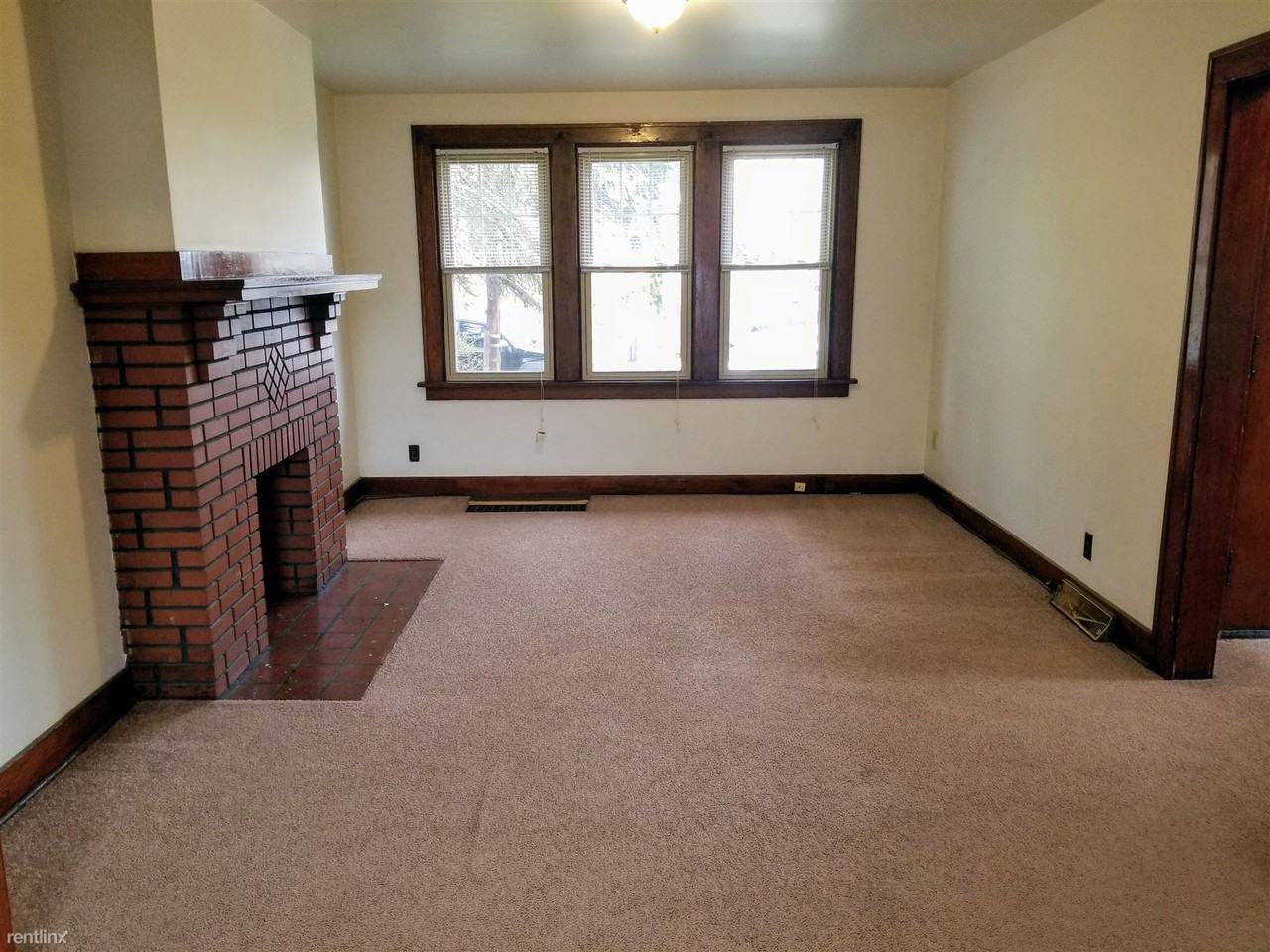 223 Whipple St - Photo 2 of 11