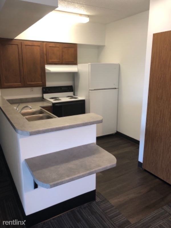 2370 Bell Ave - Photo 3 of 5