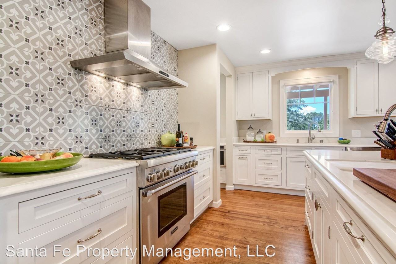 26 General Sage Dr - Photo 3 of 36