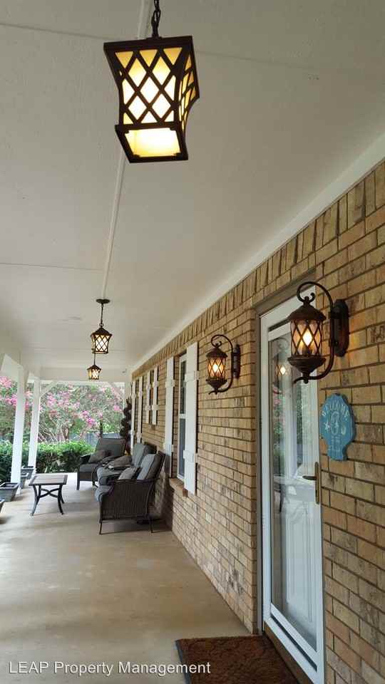 1116 Merlot Dr - Photo 3 of 27