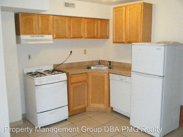 1507 Spring Garden St - Photo 3 of 12