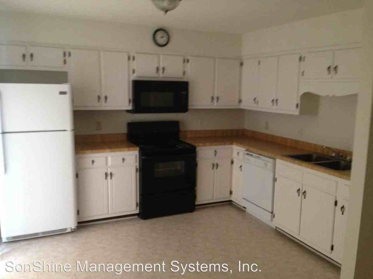 301 Rainbow Drive - Photo 3 of 9