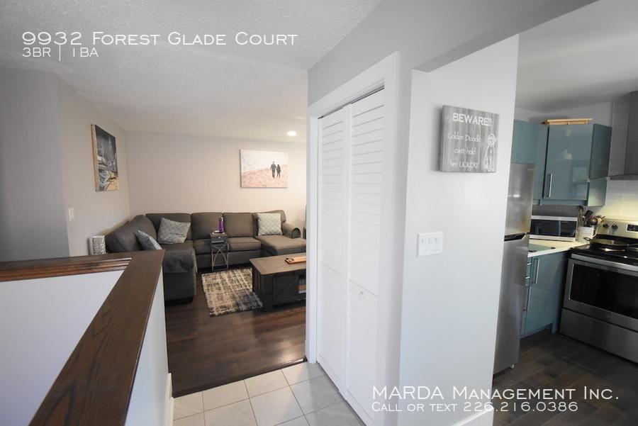 9932 Forest Glade Ct - Photo 2 of 16