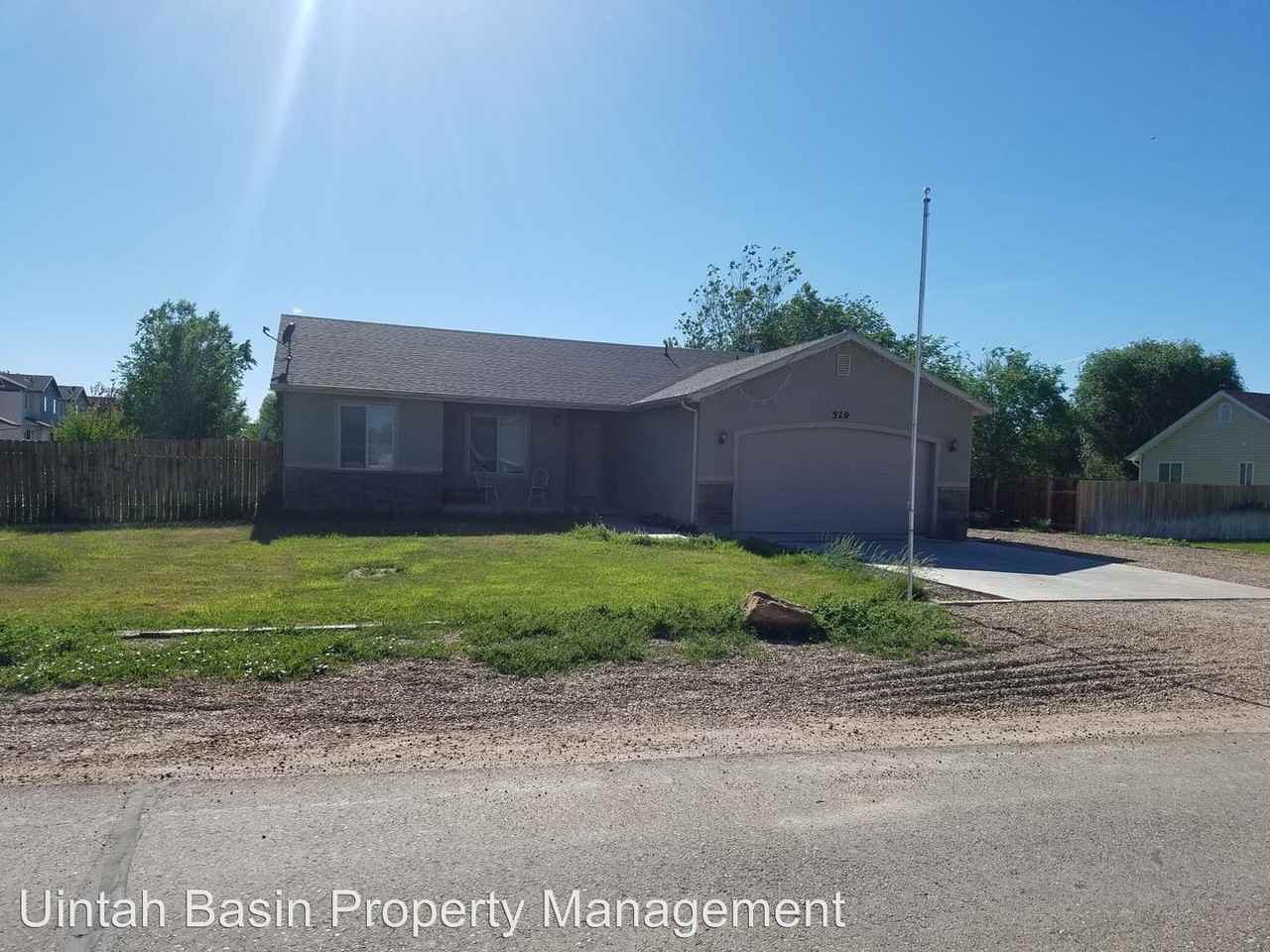 529 N 300 E - Photo 2 of 2