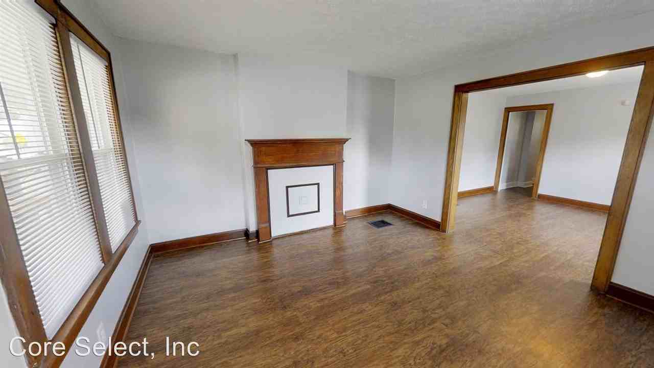 13151317 E 18th Ave. Apartments in South Linden, Columbus, OH 43211