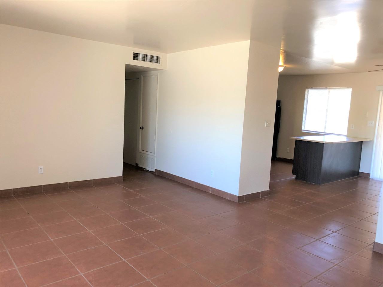 8931 W Monterosa St - Photo 3 of 15