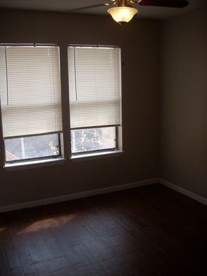 621 Glazebrook St - Photo 5 of 7