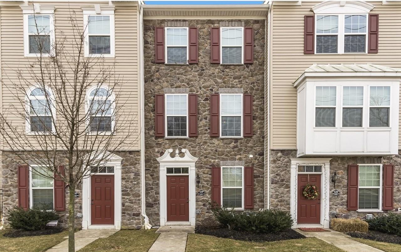 119 Franklin Cir - Photo 2 of 16