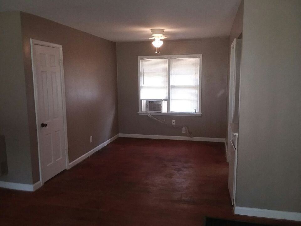 1313 Fremont St - Photo 3 of 19