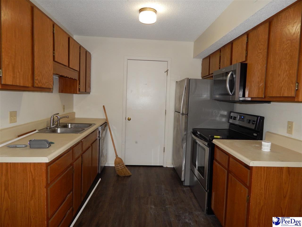 1042 Patrick Dr - Photo 3 of 16