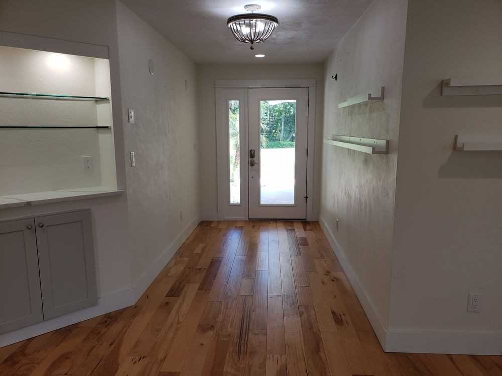 324 Putnam Ave - Photo 3 of 38