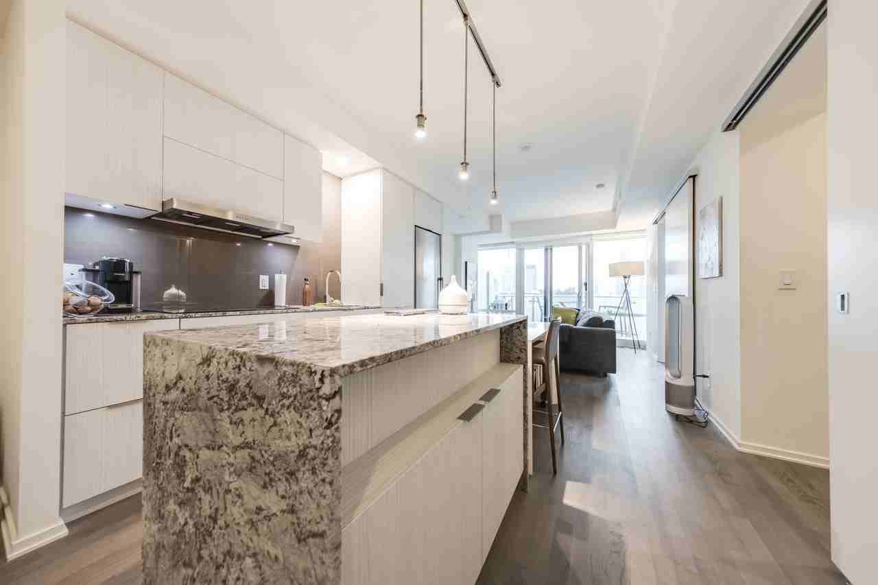 1 Bloor Street East #1306