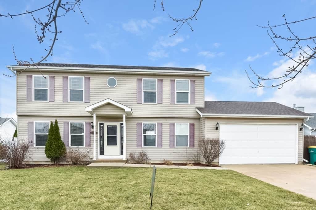 1722 Mystic Dr - Photo 2 of 27