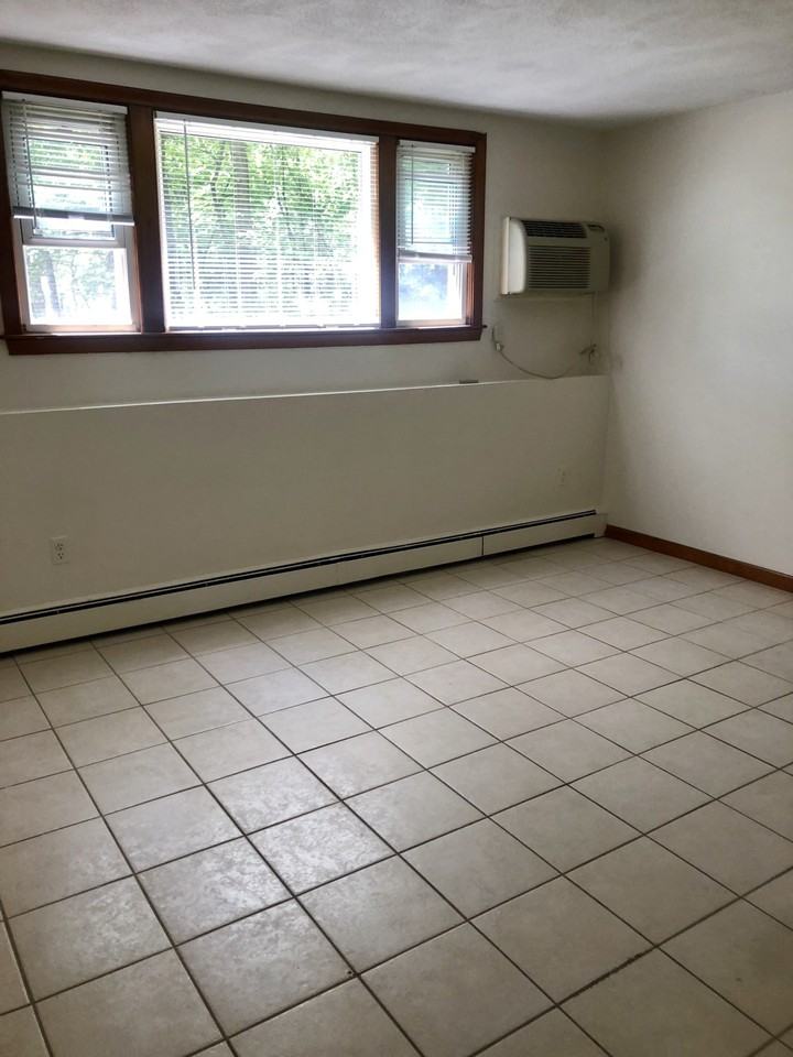 900 Lexington Street #b3 - Photo 4 of 6