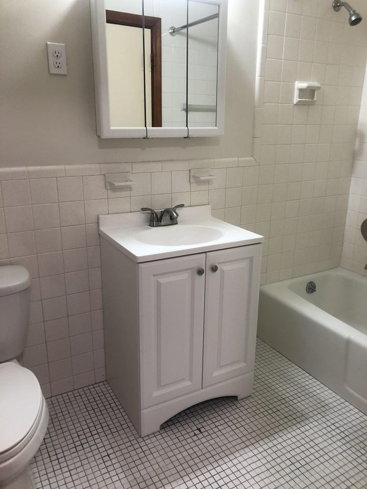 900 Lexington Street #b3 - Photo 5 of 6