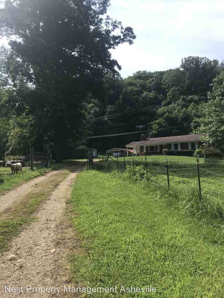149 Blackberry Inn Rd - Photo 2 of 14