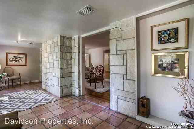 201 Ridgemont Ave - Photo 3 of 23