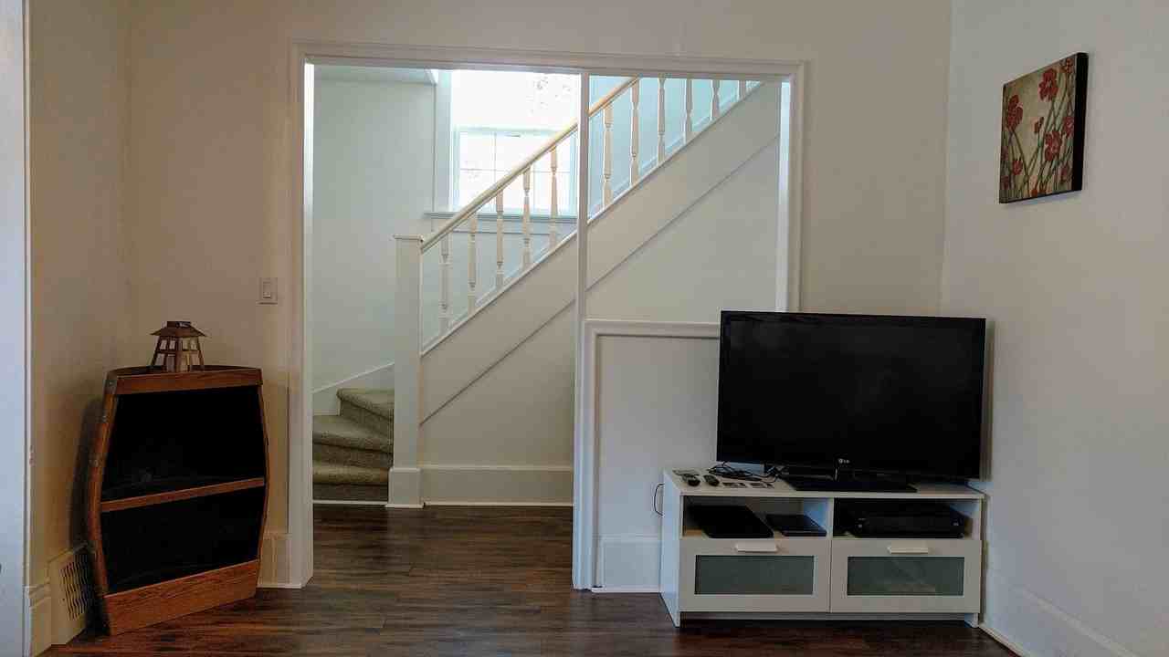 792 4th Ave - Photo 2 of 22