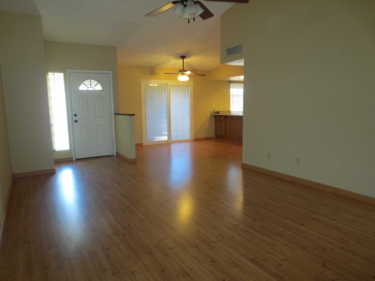 17633 N. Lindner Dr. - Photo 2 of 15