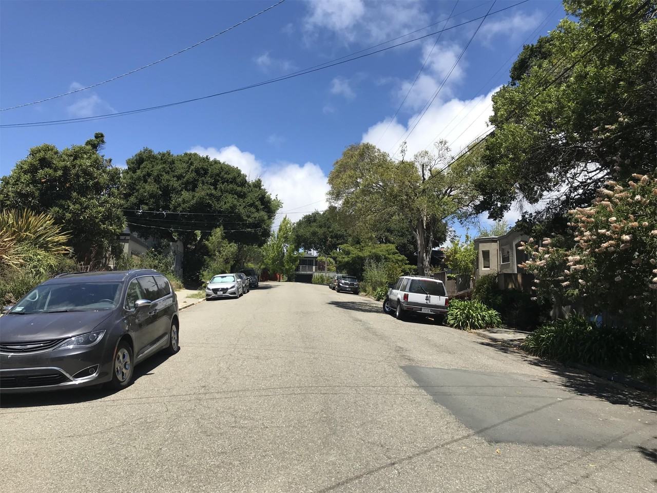 1218 Colusa Ave - Photo 3 of 23