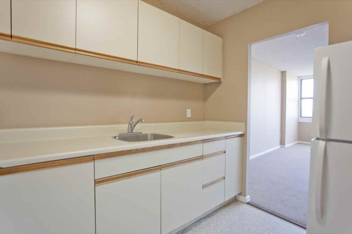 1333 South Park Street - Photo 2 of 15