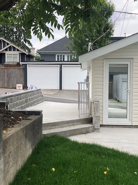 335 27th Street West - Photo 3 of 14