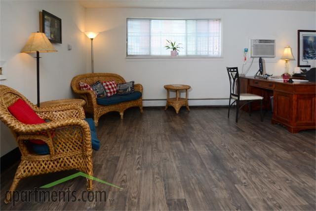 Lighthouse Apartments - Photo 3 of 9