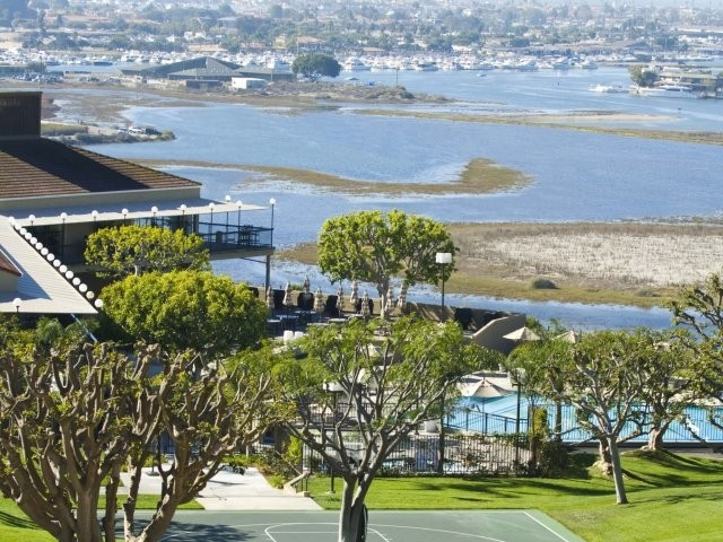 Marketing Suite :: Drybar Newport Beach - Fashion Island - Newport Beach, CA