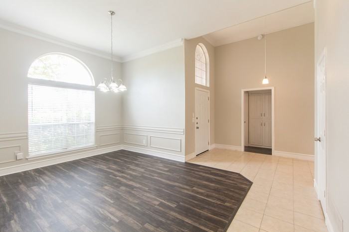 3312 Robin Rd - Photo 2 of 10