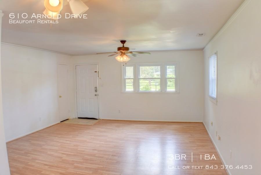 610 Arnold Dr - Photo 3 of 16