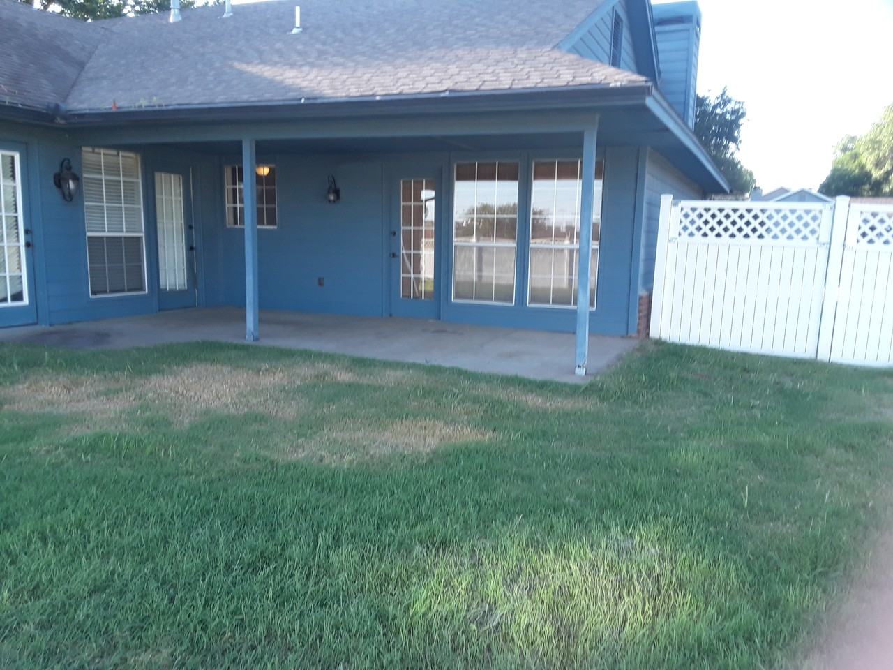 1113 W Quinton St - Photo 3 of 15