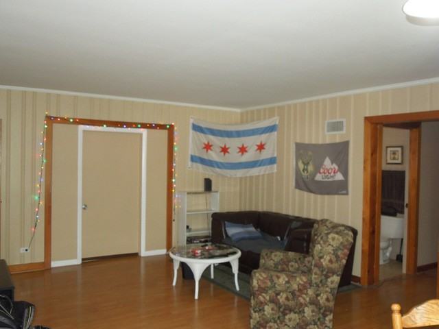 400 Alexander Blvd - Photo 3 of 7