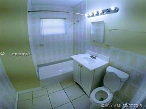 2501 NW 9th St - Photo 3 of 6