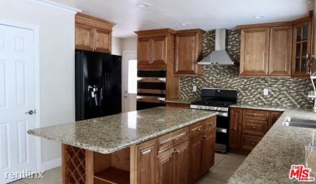 5011 Ludgate Dr - Photo 2 of 5