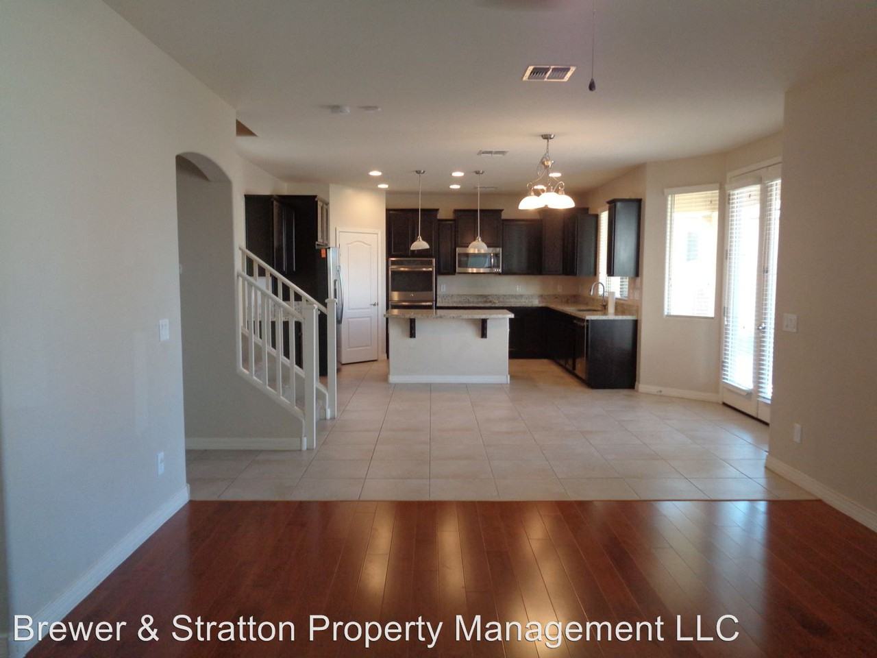 7629 W Redbird Rd - Photo 2 of 31